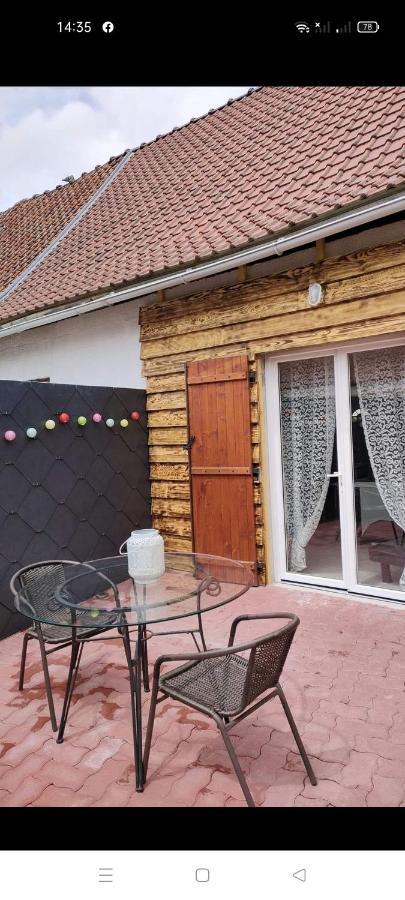 Loft Avec Baignoire Spa Lecrin Romantique Ochancourt Exterior foto