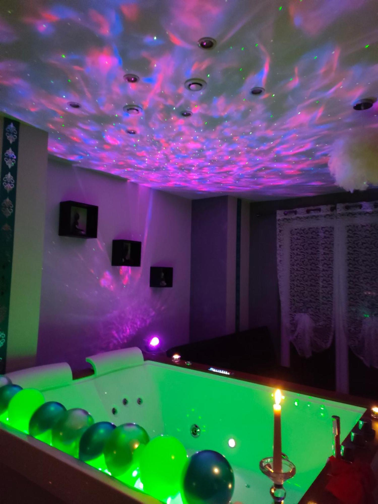 Loft Avec Baignoire Spa Lecrin Romantique Ochancourt Zimmer foto